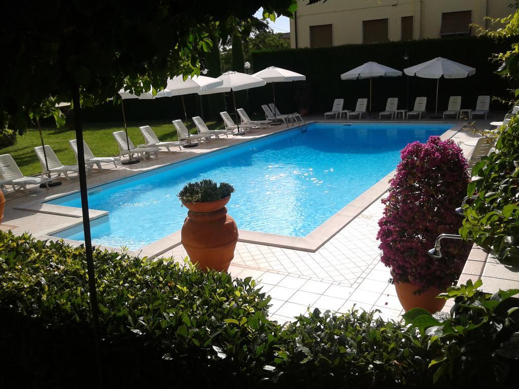 Albergo Roma Casciana Terme Buitenkant foto