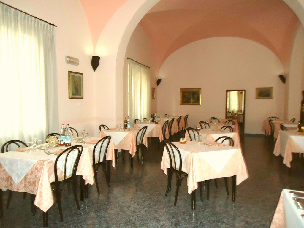 Albergo Roma Casciana Terme Buitenkant foto